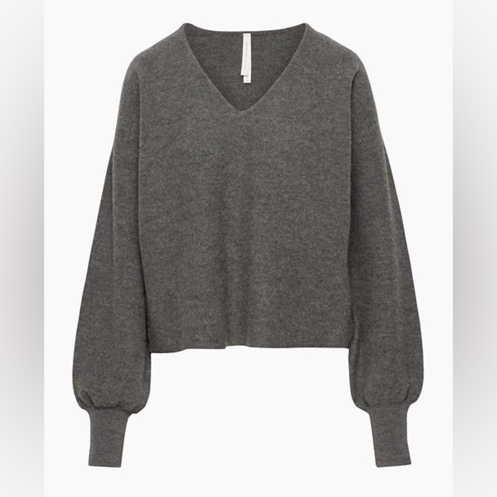 The Group by Babaton
Gratitude Sweater